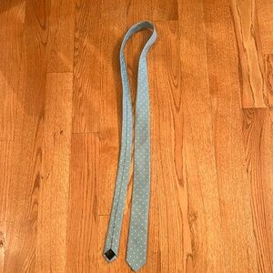 Express men’s tie poke a dot white and Tiffany blue